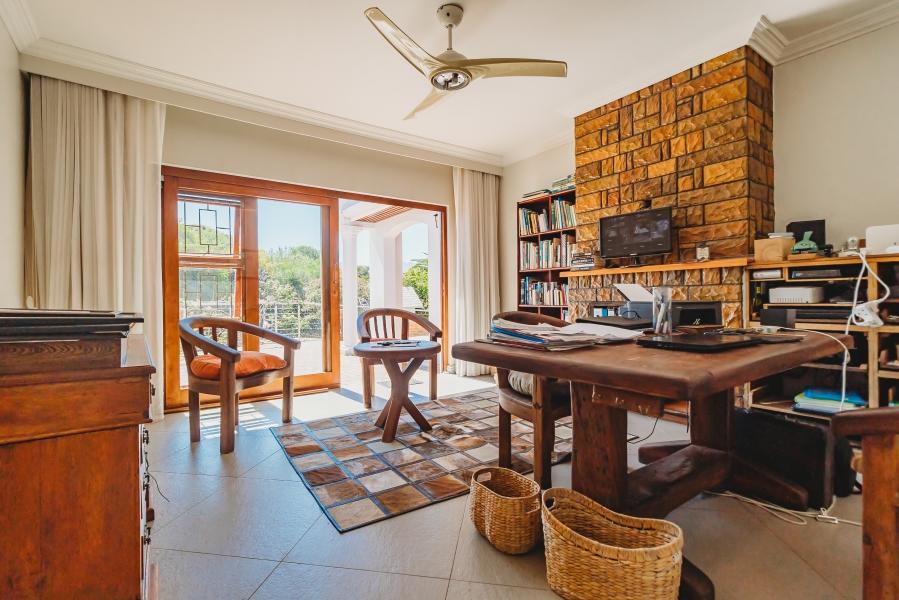 4 Bedroom Property for Sale in Dormehls Drift Western Cape